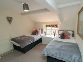 Black Horse Cottage - Rum