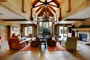 Mountain Thunder Lodge, A Vail Resorts Property - Lobby