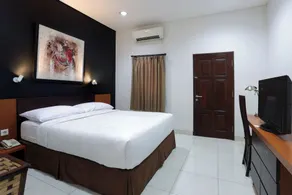 Jambuluwuk Heritage Menteng Suites - Room