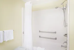 Days Inn by Wyndham Dover Downtown - Salle de bain