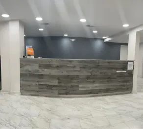 Griffin Inn & Suites - Hall