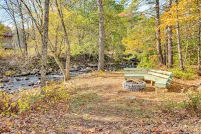 Spacious Home on Bear Camp River in Tamworth! - Innenbereich