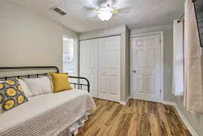 Cozy Ocala Home w/ Porch < 1 Mi to Downtown! - Zimmer
