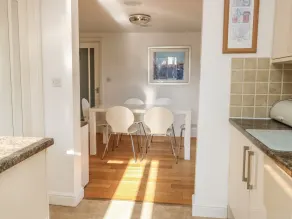 Old Orchard Cottage - Interior