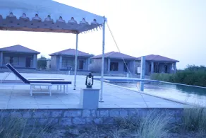 Jawai Bera Leopard Camp - Pool