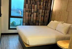 B&B HOTEL Cergy Saint-Christophe Gare - Chambre