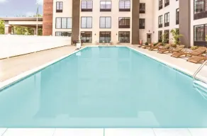 La Quinta by Wyndham Aberdeen-APG - Piscine