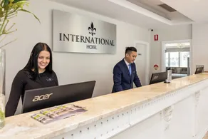 International Hotel Wagga Wagga - Resepsjon