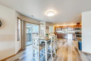 Walk to Town! Charming La Conner Home - Interni