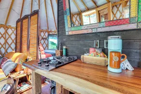 Mystical Mongolian Yurt in Fallbrook w/ Views! - Interiör