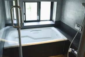 Okune - Salle de bain