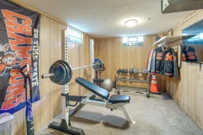 Hot Tub, Gym & Office! Family Home in Massillon - Interiør