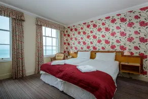 Russell Hotel - Room