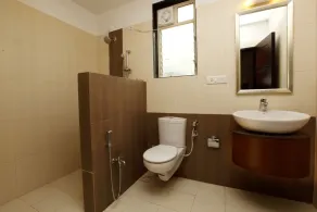 The Golden Suites & Spa - Bathroom