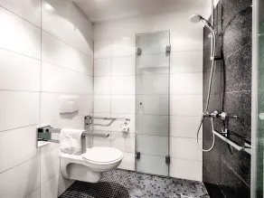 B&B Hotel Kassel-Süd - Bathroom