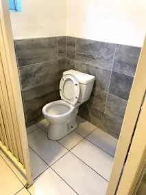 AVAION HOTEL LAX SoFi STADIUM - Baño