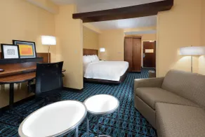 Fairfield by Marriott Inn & Suites Raleigh Capital Blvd I-540 - Room
