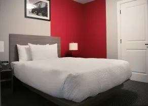 Ramada by Wyndham Kirkland Lake - Zimmer