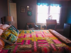 Hunter House Bed and Breakfast - Room