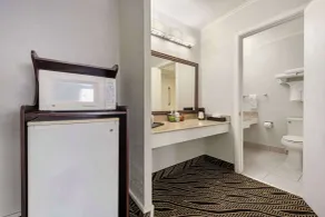 Best Western Red Carpet Inn - Baño