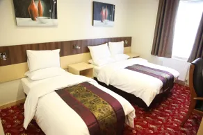 Cambridge Hotel - Room