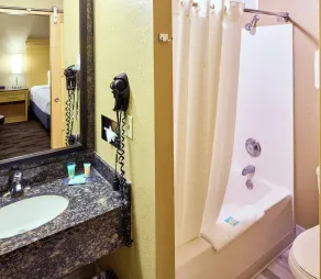 LivINN Hotel Minneapolis South / Burnsville - Salle de bain