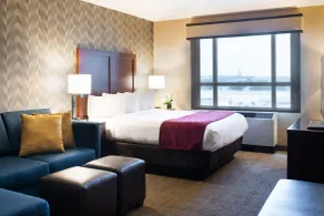 Comfort Inn & Suites Logan International Airport - Room