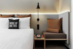 Moxy Alfragide Lisboa - Chambre