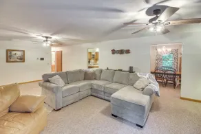 Family Home w/ Game Room! 1 Mi to Dale Hollow Lake - Interni