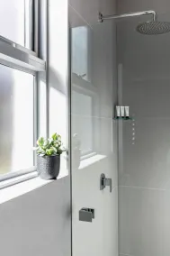The Baxley Bondi - Bathroom