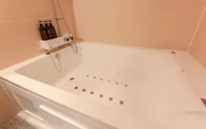 Continew Hotel - Bad