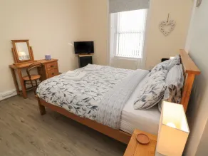 Amble Watch - Room