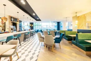 Holiday Inn Stevenage by IHG - Restaurant
