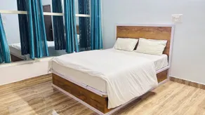 I-ROOMZ S S V Hotel - Camera