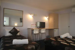 Bay Air Motel - Chambre