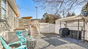 9 Mi to Downtown: Sanford Home w/ Hot Tub - Intérieur