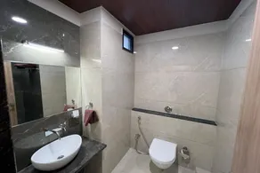 Hotel Natham By Vrinda - Bathroom
