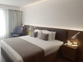 Dazzler by Wyndham Lima San Isidro - Room