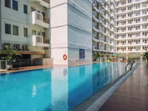 Homey And Minimalist Studio Room At Apartment Sentul Tower - Pool