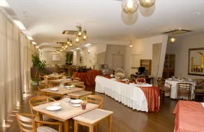 Hotel Rainha D. Amélia, Arts & Leisure - Restaurant