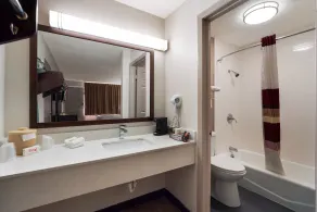 Red Roof Inn Columbia, SC Airport - Salle de bain