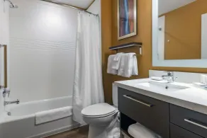 TownePlace by Marriott Suites Gallup - Salle de bain