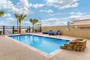 Comfort Inn & Suites Lakeside - Piscine