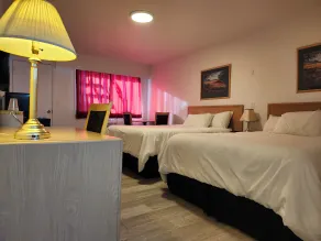 Cache Creek Inn - Room