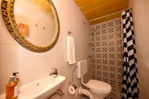 The Lodge - Baño