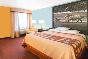 Super 8 by Wyndham Richmond - Chambre
