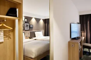 Hampton by Hilton Berlin City East Side Gallery - Room
