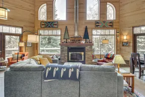 4-season Recreation: Secluded Pike River Cabin - Interiør
