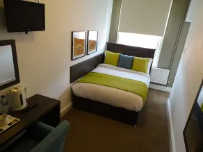 Rose & Crown Inn - Room
