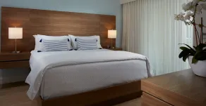 The Pointe Hotel - Zimmer